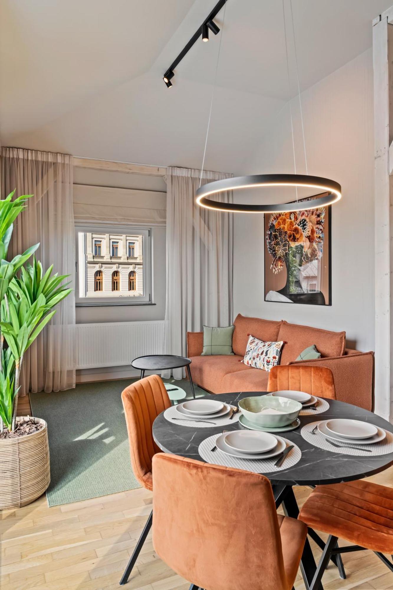 Ultra Central Apartments - Unirii & Old Town Букурещ Екстериор снимка